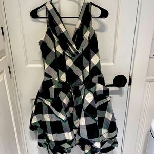 Green and Navy plaid dress with pockets